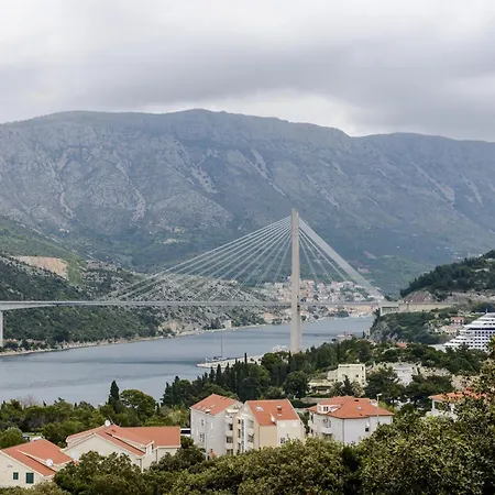 Matic - Two-bedroom *